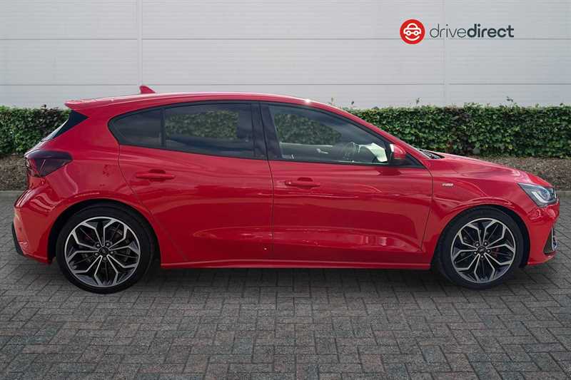 Used Ford Focus 2022 for sale - 77929532: Photo 2