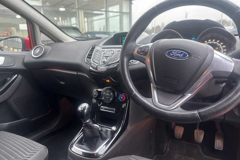 Used Ford Fiesta 2015 for sale - 77362827: Photo 14