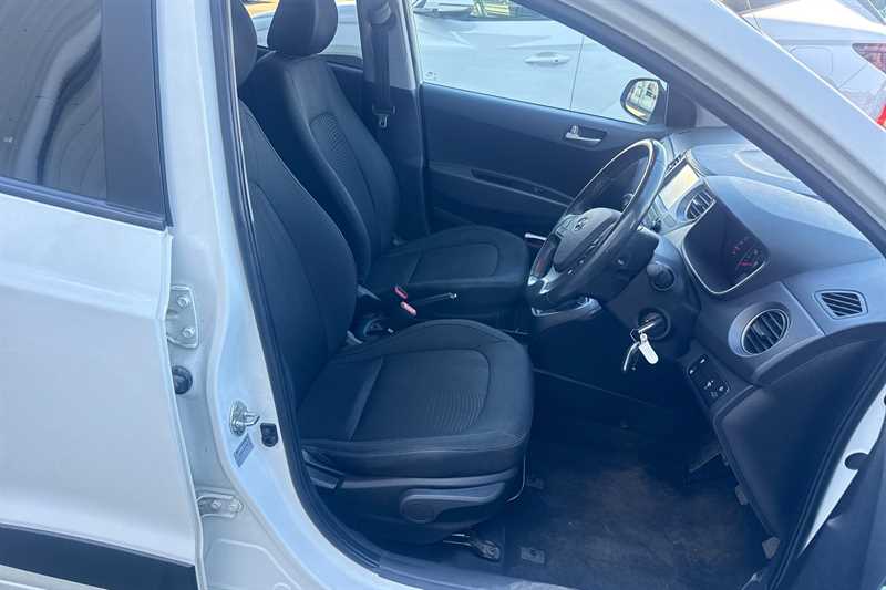 Used Hyundai i10 2018 for sale - 78075984: Photo 23