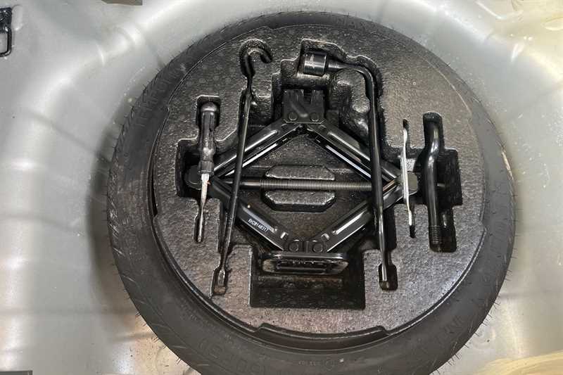 Used Hyundai i10 2014 for sale - 76448374: Photo 37