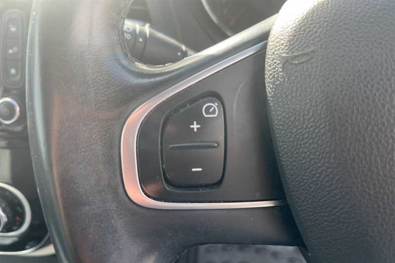 Used Renault Captur 2019 for sale - 76252227: Photo 21