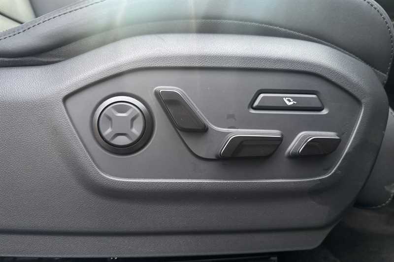 Used Hyundai Santa Fe 2025 for sale - 77712022: Photo 26