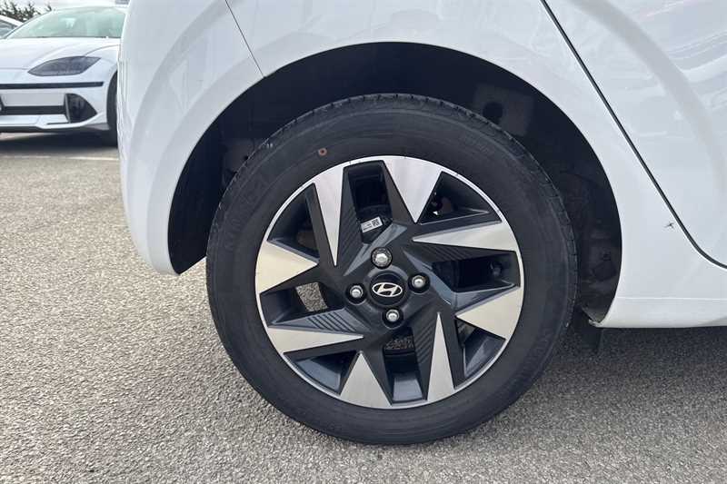 Used Hyundai i10 2023 for sale - 78222639: Photo 12