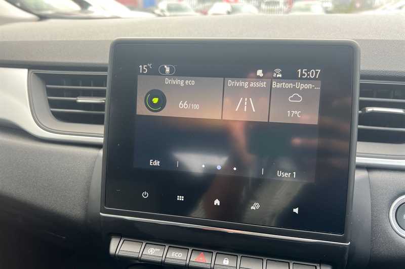 Used Renault Captur for sale - 76756440: Photo 17