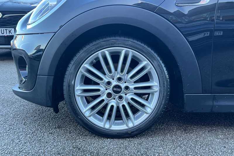 Used MINI Hatch 2018 for sale - 77295478: Photo 9