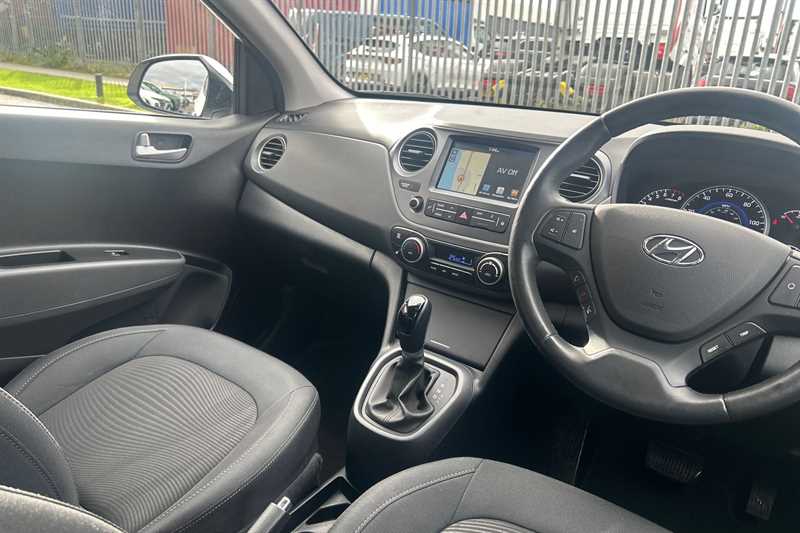 Used Hyundai i10 2019 for sale - 76503886: Photo 14