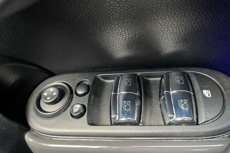 Used MINI Hatch 2021 for sale - 77317408: Photo 16