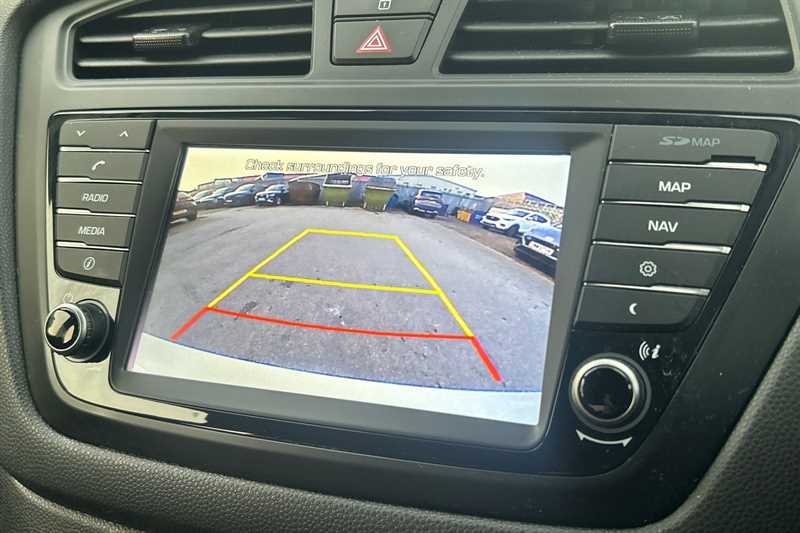 Used Hyundai i20 2018 for sale - 76401779: Photo 19