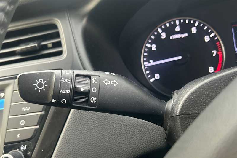 Used Hyundai i20 2018 for sale - 76401779: Photo 40