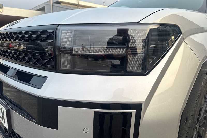 Used Hyundai Santa Fe for sale - 78131189: Photo 29