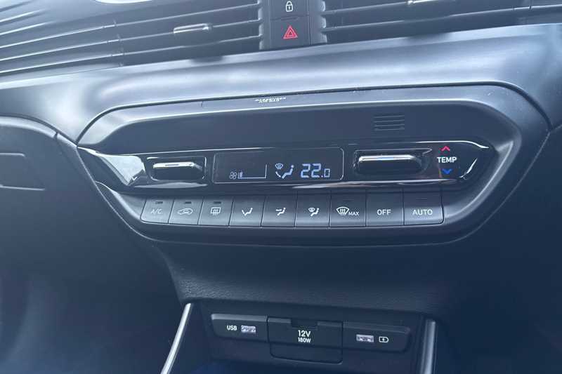 Used Hyundai i20 2021 for sale - 76316195: Photo 15