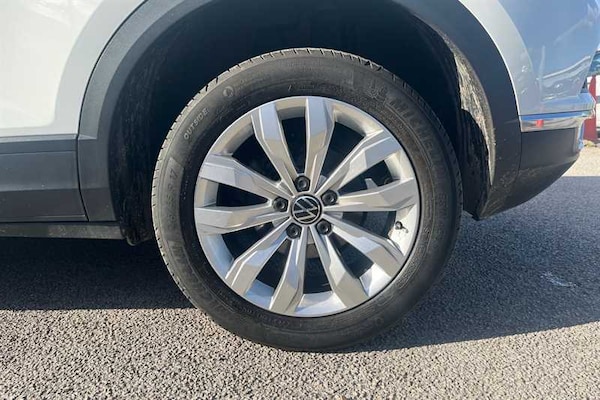 Used Volkswagen T-Roc 2021 for sale - 76155223: Photo 11