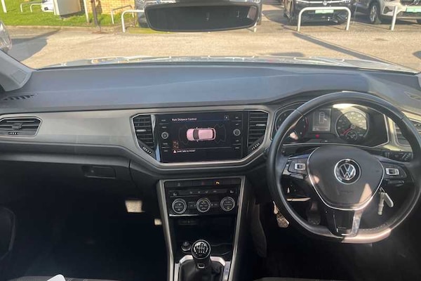 Used Volkswagen T-Roc 2021 for sale - 76155223: Photo 13