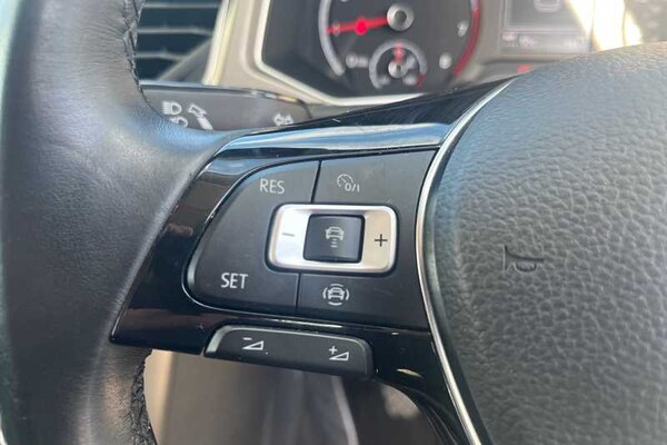 Used Volkswagen T-Roc 2021 for sale - 76155223: Photo 22