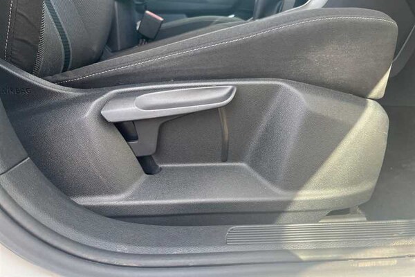 Used Volkswagen T-Roc 2021 for sale - 76155223: Photo 26