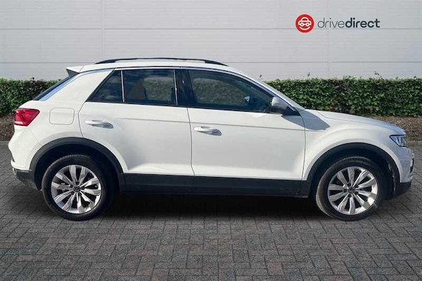 Used Volkswagen T-Roc 2021 for sale - 76155223: Photo 2