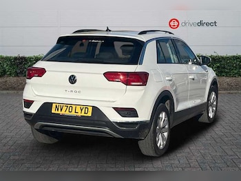 Used Volkswagen T-Roc 2021 for sale - 76155223: Photo