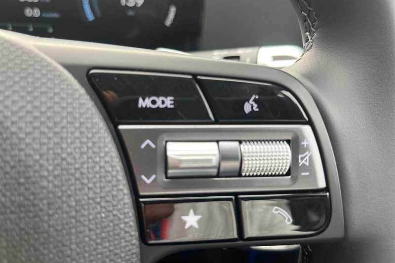 Used Hyundai IONIQ 5 2025 for sale - 76530301: Photo 22