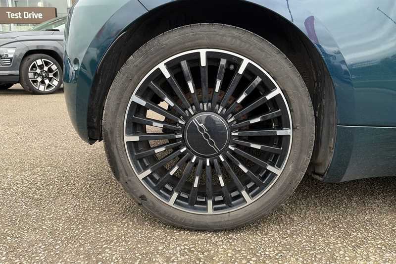 Used Fiat 500 2022 for sale - 77812205: Photo 10