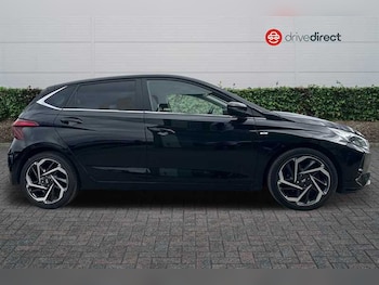 Used Hyundai i20 2022 for sale - 76917980: Photo