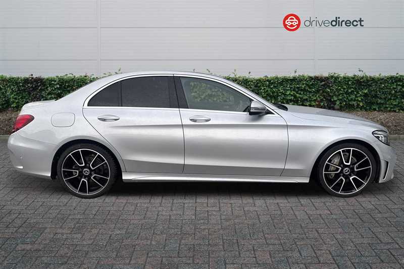 Used Mercedes-Benz C Class 2020 for sale - 76805653: Photo 2