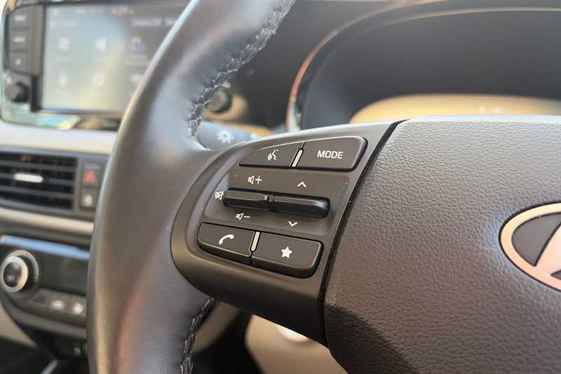 Used Hyundai i10 2023 for sale - 78050995: Photo 21