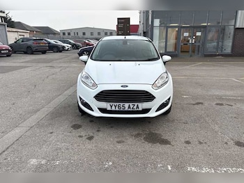 Used Ford Fiesta 2015 for sale - 77971990: Photo