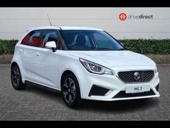 2024 - 1.5 Hybrid+ MHEV Trophy Hatchback 5dr Petrol Hybrid Auto Euro 6 (s/s) (194