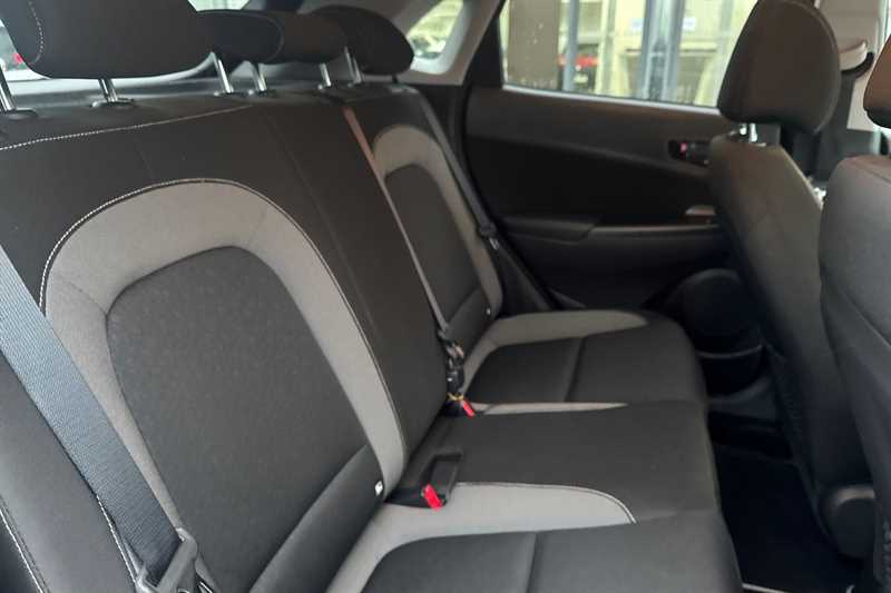 Used Hyundai KONA 2020 for sale - 77402781: Photo 4