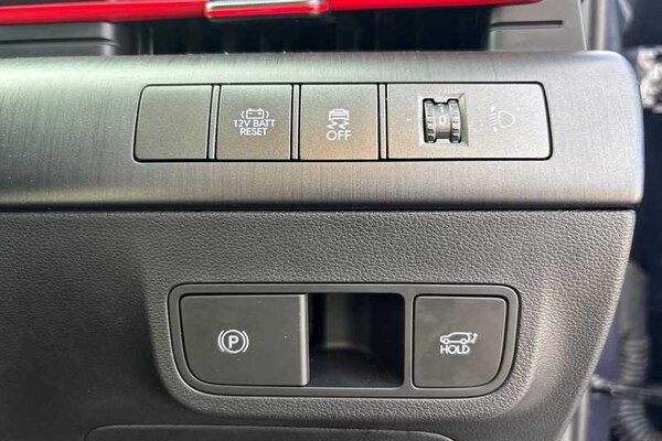 Used Hyundai KONA 2024 for sale - 76088182: Photo 38