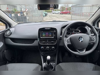 Used Renault Clio 2019 for sale - 78249586: Photo