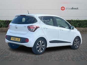 Used Hyundai i10 2018 for sale - 79579011: Photo