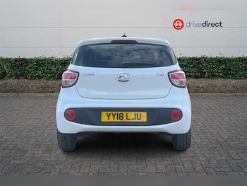 Used Hyundai i10 2018 for sale - 79579011: Photo