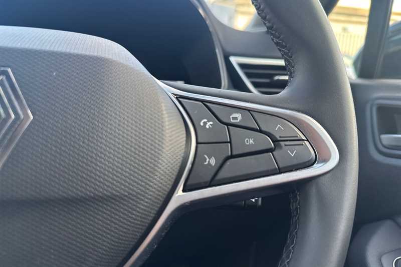 Used Renault Clio 2024 for sale - 76956301: Photo 22