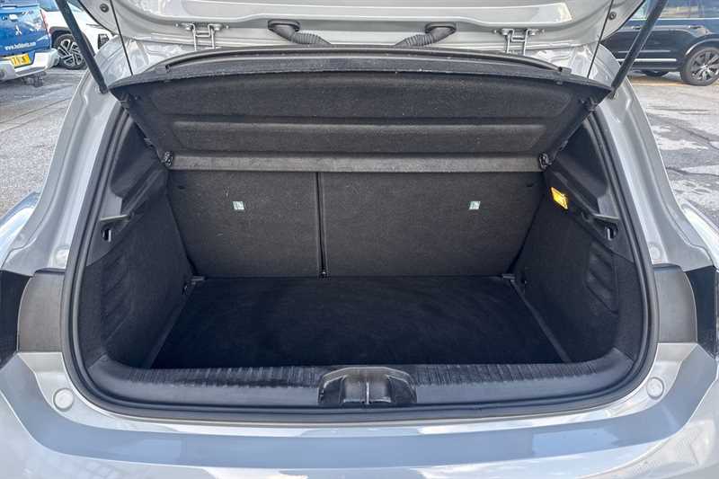 Used Renault Clio 2024 for sale - 76956301: Photo 25