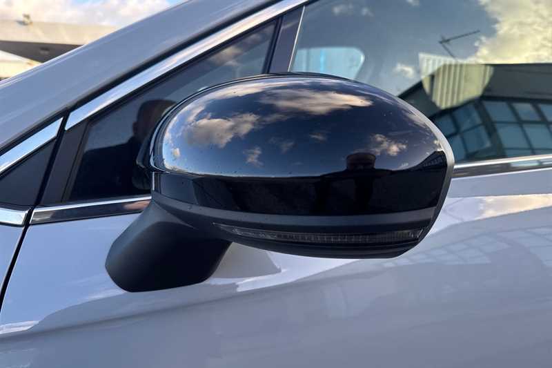 Used Renault Clio 2024 for sale - 76956301: Photo 35