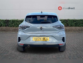 Used Renault Clio 2024 for sale - 76939339: Photo