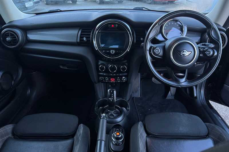 Used MINI Hatch 2018 for sale - 77335624: Photo 13