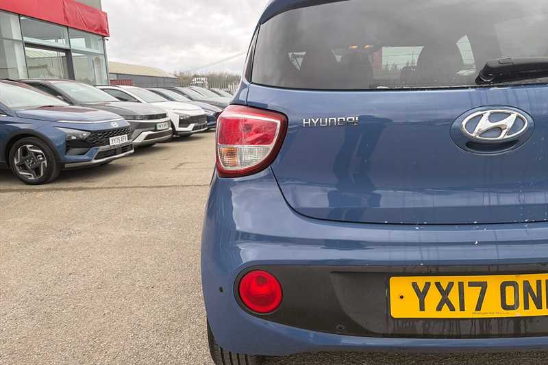 Used Hyundai i10 2017 for sale - 77887225: Photo 31