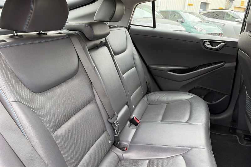 Used Hyundai IONIQ 2017 for sale - 78138102: Photo 4