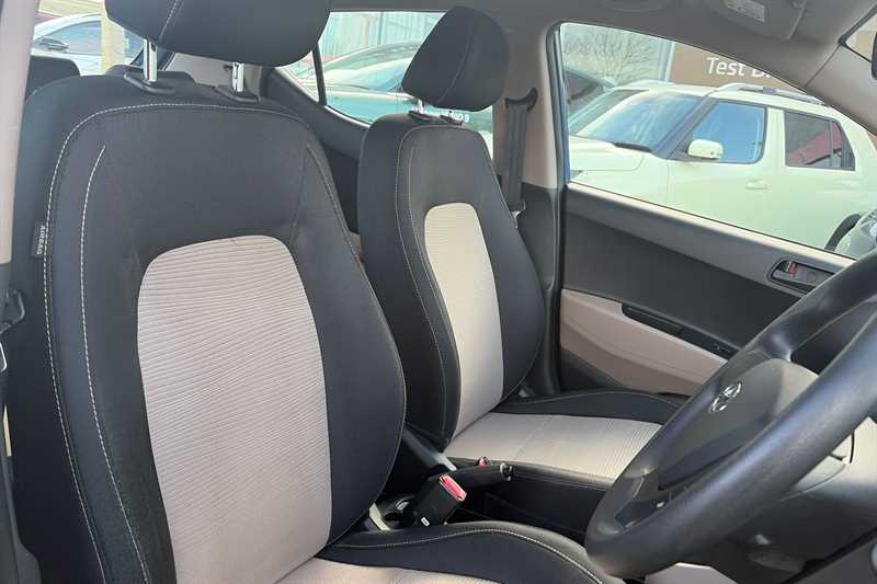 Used Hyundai i10 2015 for sale - 77801022: Photo 23