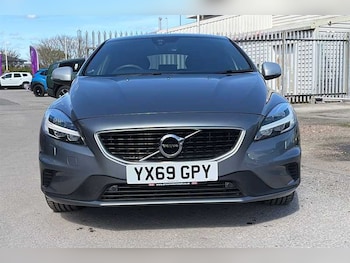 Used Volvo V40 2019 for sale - 78189083: Photo