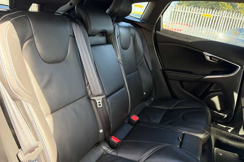 Used Volvo V40 2019 for sale - 78189083: Photo 4