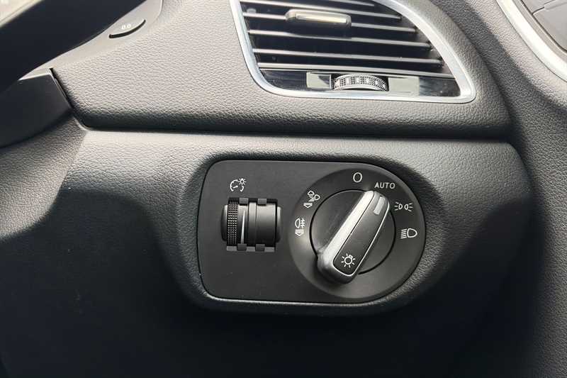 Used Audi Q3 2016 for sale - 77945125: Photo 39