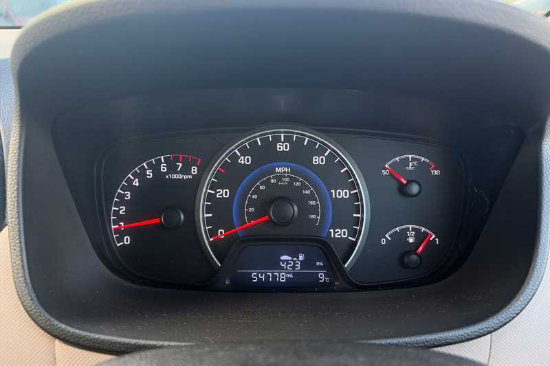 Used Hyundai i10 2015 for sale - 77864333: Photo 20