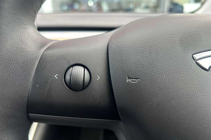 Used Tesla Model 3 2020 for sale - 76956520: Photo 21