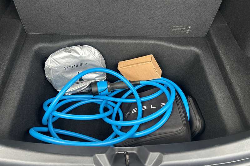 Used Tesla Model 3 2020 for sale - 76956520: Photo 37