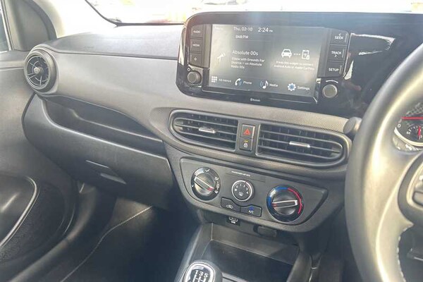 Used Hyundai i10 2023 for sale - 76155211: Photo 14