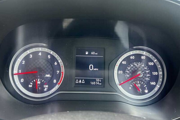 Used Hyundai i10 2023 for sale - 76155211: Photo 20