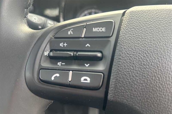 Used Hyundai i10 2023 for sale - 76155211: Photo 21